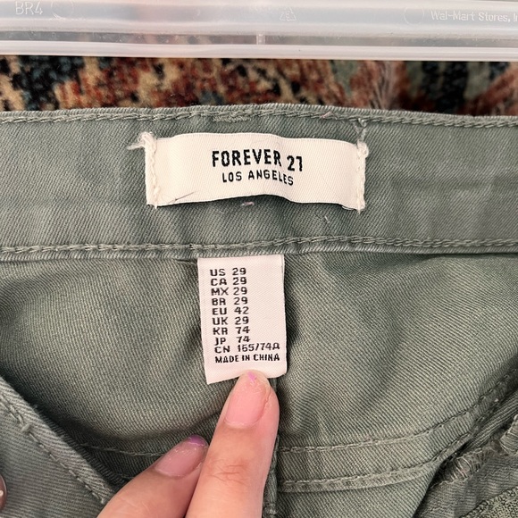 Shorts - Picture 6 of 6